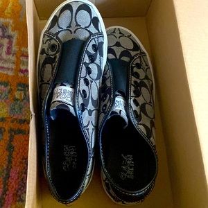 Coach slip on